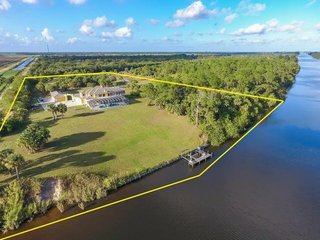 11733 SW Citrus Boulevard Palm City FL 34990