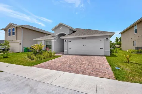 9709 Starboard Drive Fort Pierce FL 34945