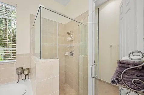 1043 Vintner Boulevard Palm Beach Gardens FL 33410
