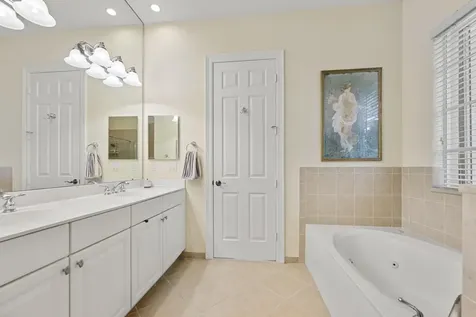 1043 Vintner Boulevard Palm Beach Gardens FL 33410
