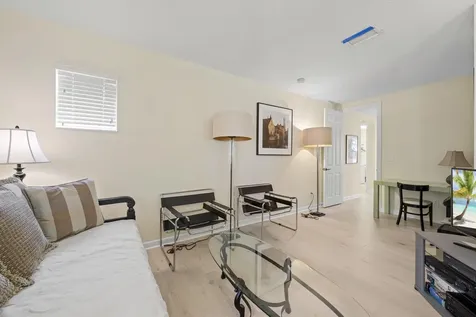1043 Vintner Boulevard Palm Beach Gardens FL 33410