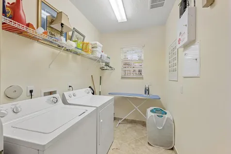 1043 Vintner Boulevard Palm Beach Gardens FL 33410