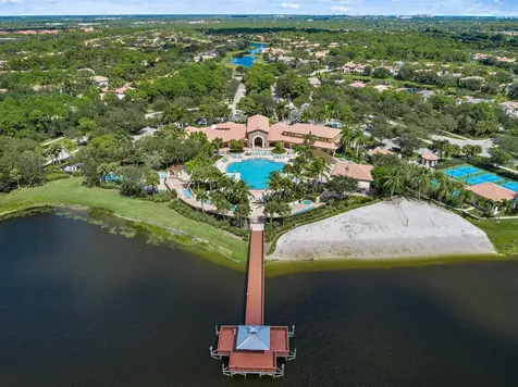 1043 Vintner Boulevard Palm Beach Gardens FL 33410