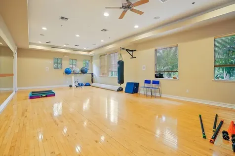 1043 Vintner Boulevard Palm Beach Gardens FL 33410