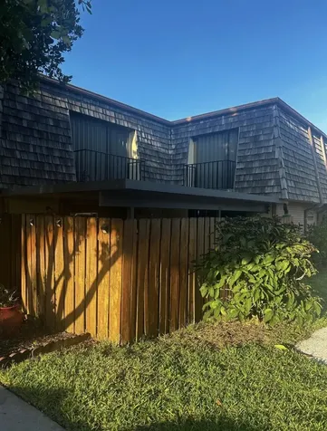 341 Lake Arbor Drive Palm Springs FL 33461