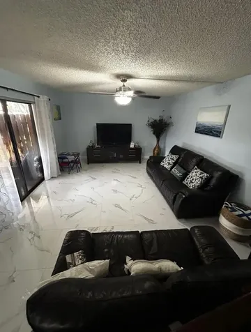 341 Lake Arbor Drive Palm Springs FL 33461