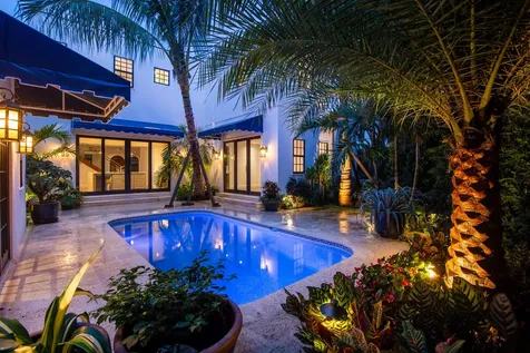 3017 Vincent Road West Palm Beach FL 33405