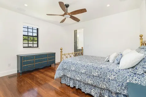 3017 Vincent Road West Palm Beach FL 33405