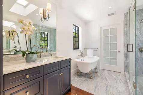 3017 Vincent Road West Palm Beach FL 33405