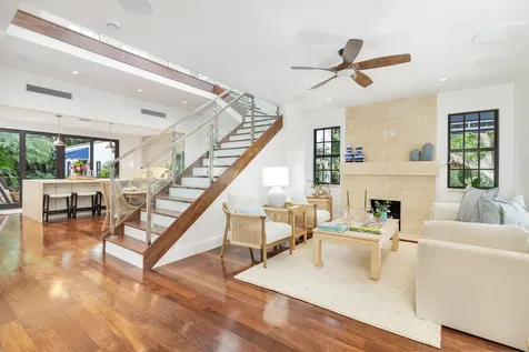 3017 Vincent Road West Palm Beach FL 33405