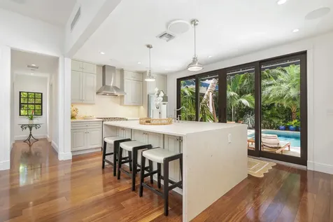 3017 Vincent Road West Palm Beach FL 33405