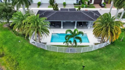 4829 Pointe Midtown Road Palm Beach Gardens FL 33418