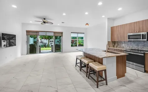 4829 Pointe Midtown Road Palm Beach Gardens FL 33418