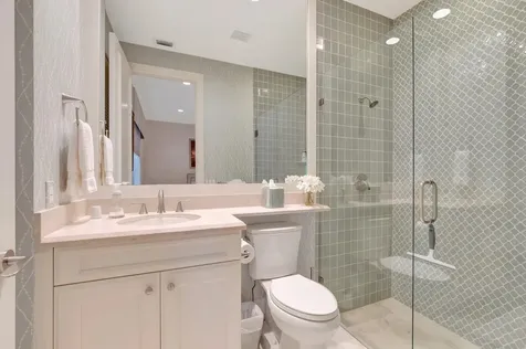 5874 Windsor Court Boca Raton FL 33496
