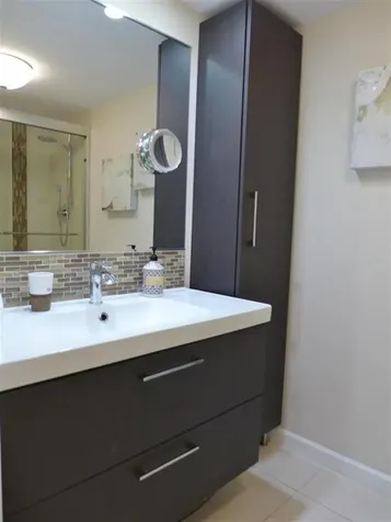605 Oaks Drive Pompano Beach FL 33069
