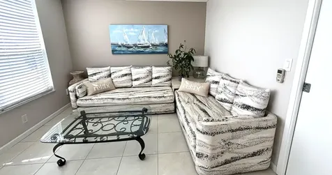 605 Oaks Drive Pompano Beach FL 33069