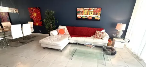 605 Oaks Drive Pompano Beach FL 33069