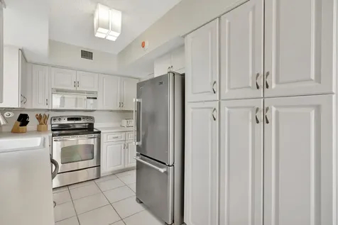 5380 N Ocean Drive Riviera Beach FL 33404