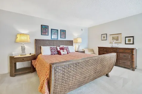 5380 N Ocean Drive Riviera Beach FL 33404