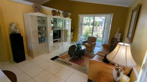 1481 SW 105th Avenue Pembroke Pines FL 33025