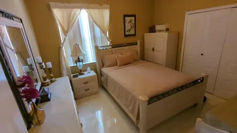 1481 SW 105th Avenue Pembroke Pines FL 33025