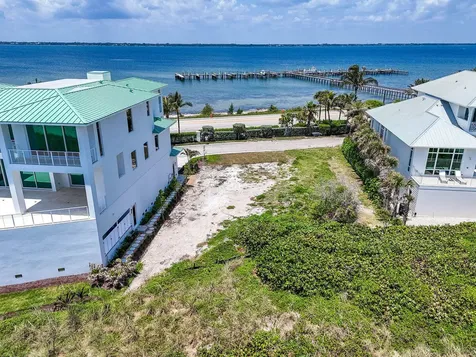 8128 S Ocean Drive Jensen Beach FL 34957