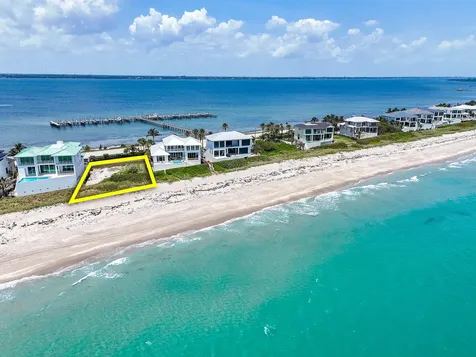 8128 S Ocean Drive Jensen Beach FL 34957