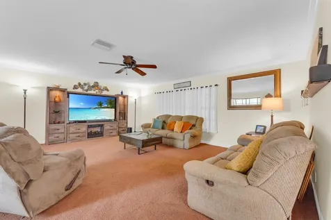 8858 Sw 8th Street Boca Raton FL 33433