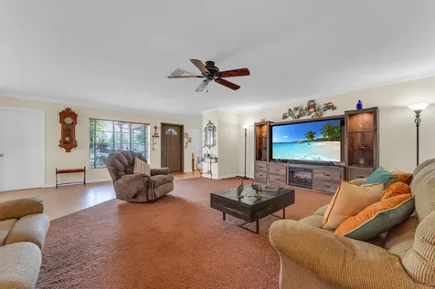 8858 Sw 8th Street Boca Raton FL 33433