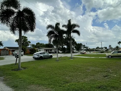 616 Sw 13th Street Belle Glade FL 33430