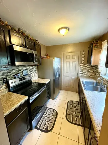 616 Sw 13th Street Belle Glade FL 33430