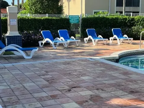 1590 S 42nd Circle Vero Beach FL 32967