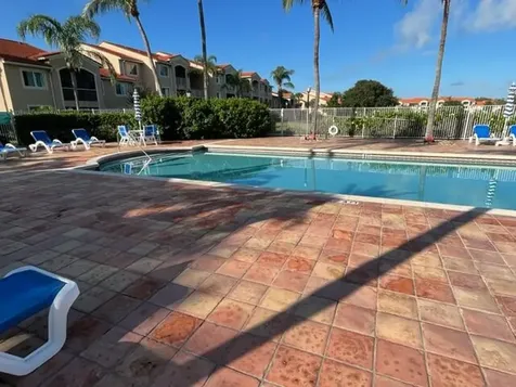 1590 S 42nd Circle Vero Beach FL 32967
