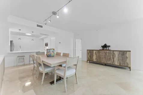 550 Se Mizner Boulevard Boca Raton FL 33432