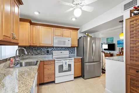 7 Colonial Club Drive Boynton Beach FL 33435