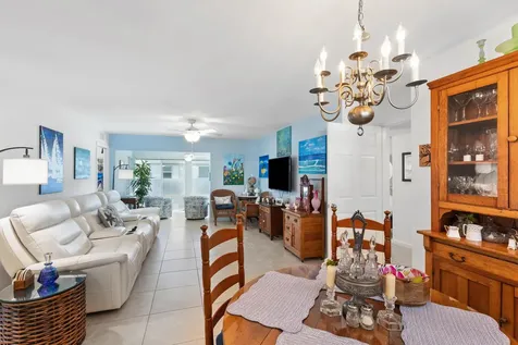 7 Colonial Club Drive Boynton Beach FL 33435