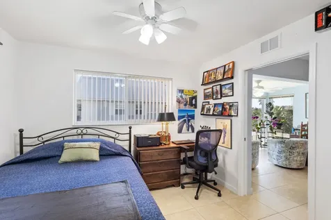 7 Colonial Club Drive Boynton Beach FL 33435