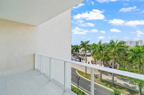 220 SE Mizner Boulevard Boca Raton FL 33432