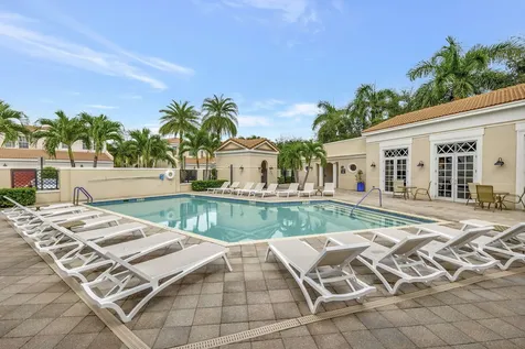 850 Nw 83rd Lane Boca Raton FL 33487