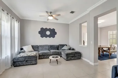 850 Nw 83rd Lane Boca Raton FL 33487