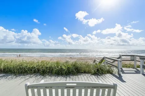 5505 N. Ocean Boulevard Ocean Ridge FL 33435