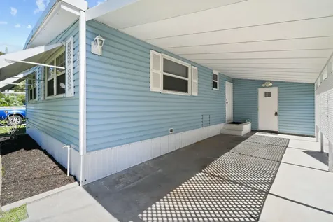 24 Se Fork Terrace Stuart FL 34997