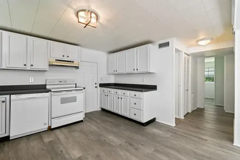 24 Se Fork Terrace Stuart FL 34997