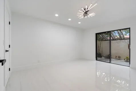 21690 Tall Palm Circle Boca Raton FL 33433