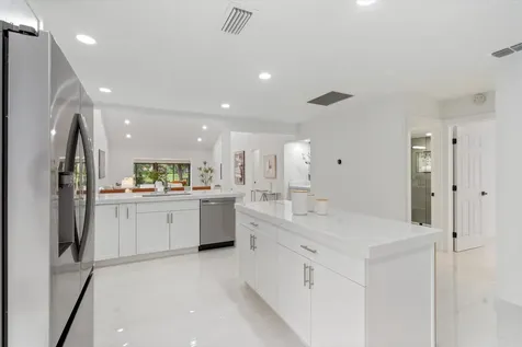 21690 Tall Palm Circle Boca Raton FL 33433