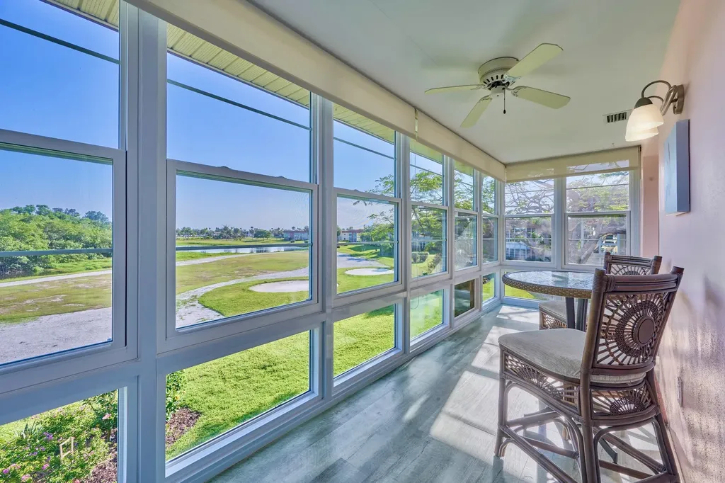 70 Royal Oak Court Vero Beach FL 32962