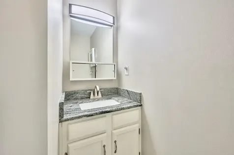 70 Royal Oak Court Vero Beach FL 32962