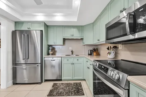 3180 S Ocean Drive Hallandale Beach FL 33009