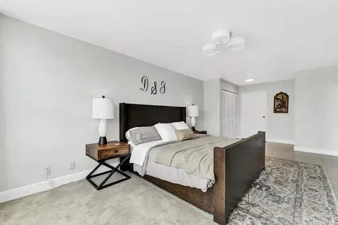 3180 S Ocean Drive Hallandale Beach FL 33009