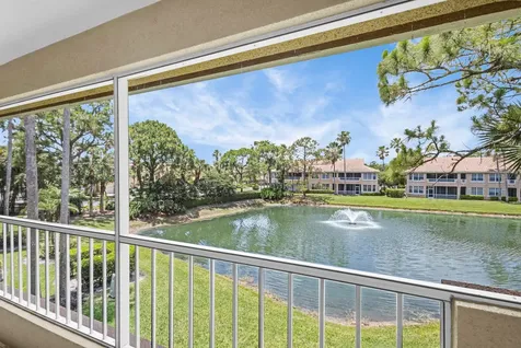 222 Legendary Circle Palm Beach Gardens FL 33418